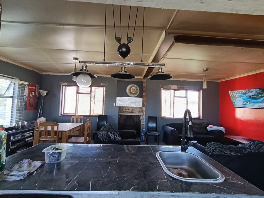 2 Bedroom Property for Sale in Bredasdorp Western Cape